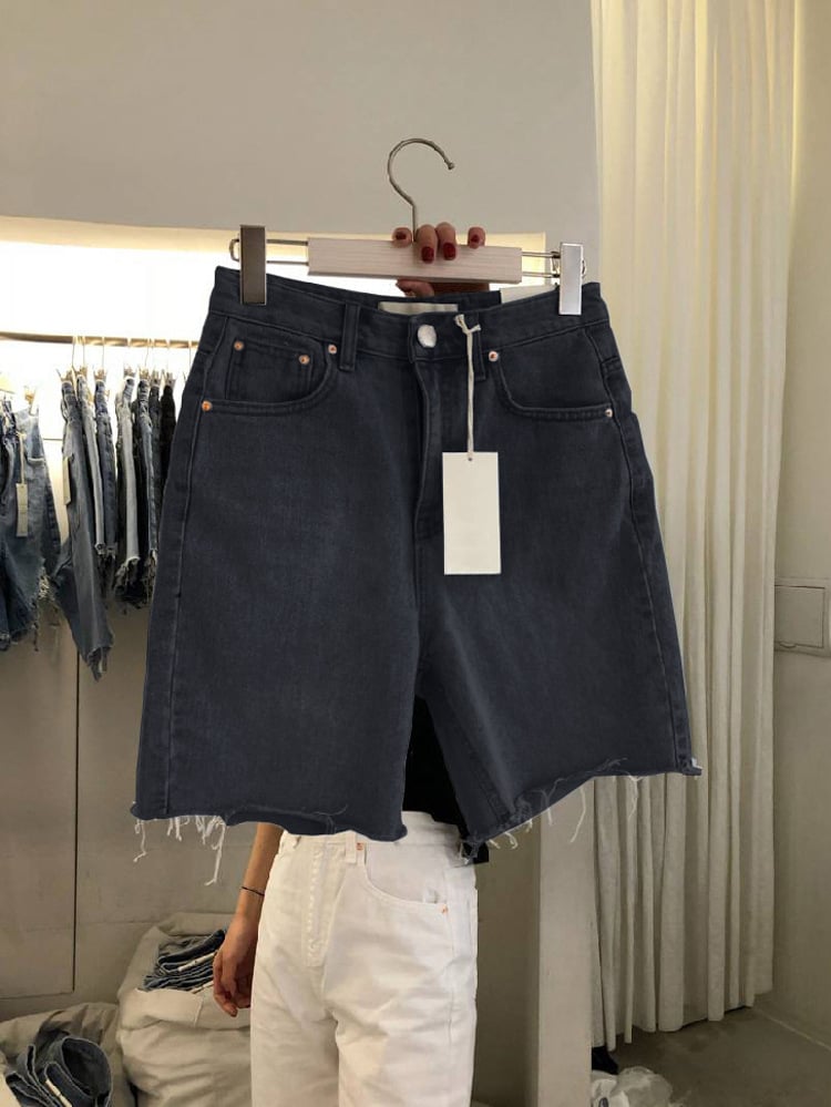 Chic Loose Women's Denim Shorts