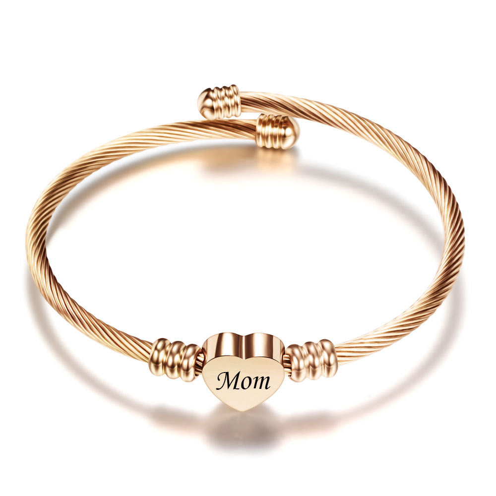 Elegant Mom's Day Heart Bracelet